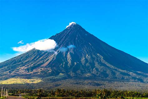 volcanoes in the philippines|Volcanoes of the Philippines, Facts & Information .